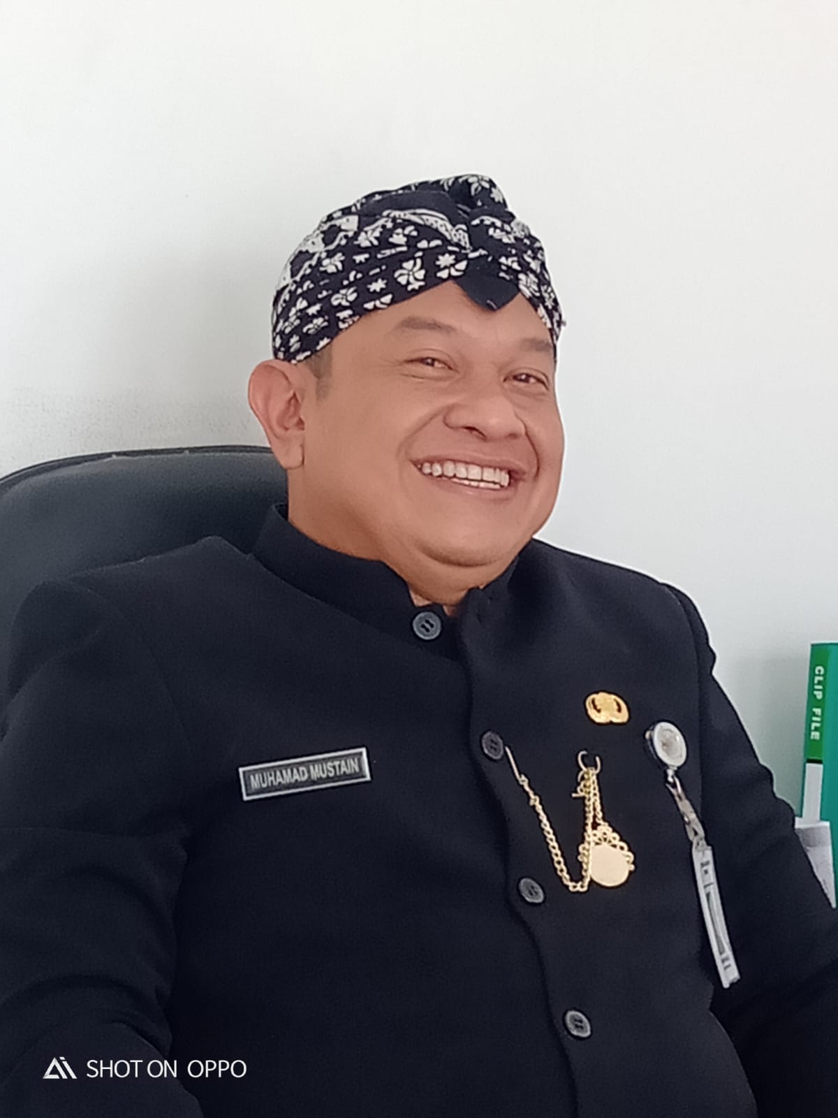 Foto Lurah Bergas Lor